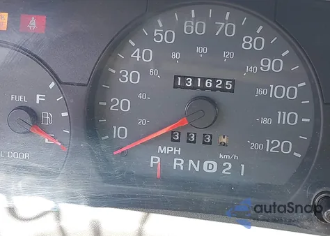 2004 Mercury Grand Marquis Gs from USA, damaged, VIN 2MEFM74W24X603897